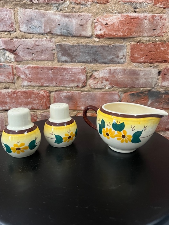 Other - Vintage Vernonware 1950s Brown Eyed Susan‎ Ceramic Creamer and Salt & Pepper Set